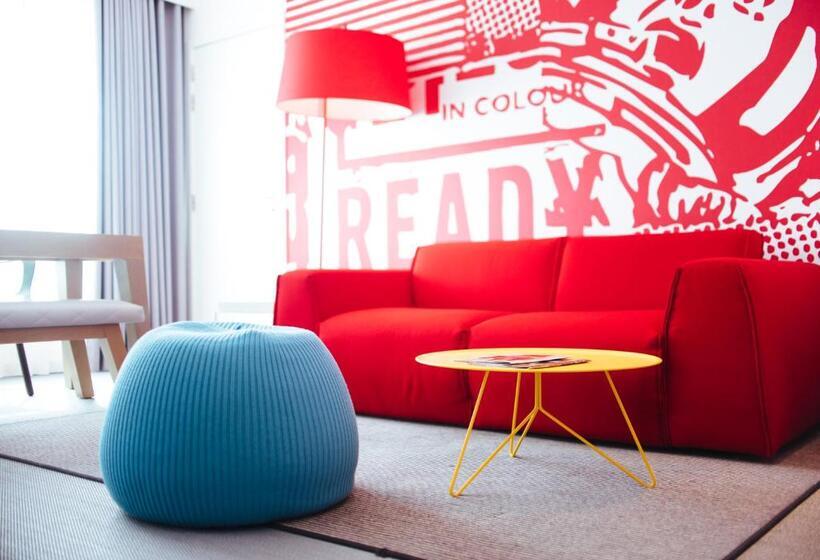 سوییت, Radisson Red Brussels