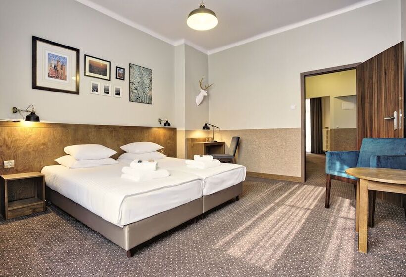 Четырехместный Номер Классик, Daniel Griffin Aparthotel By Artery Hotels