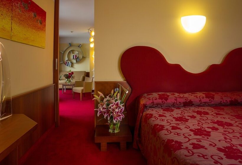 스위트, Color Hotel Style, Design & Gourmet
