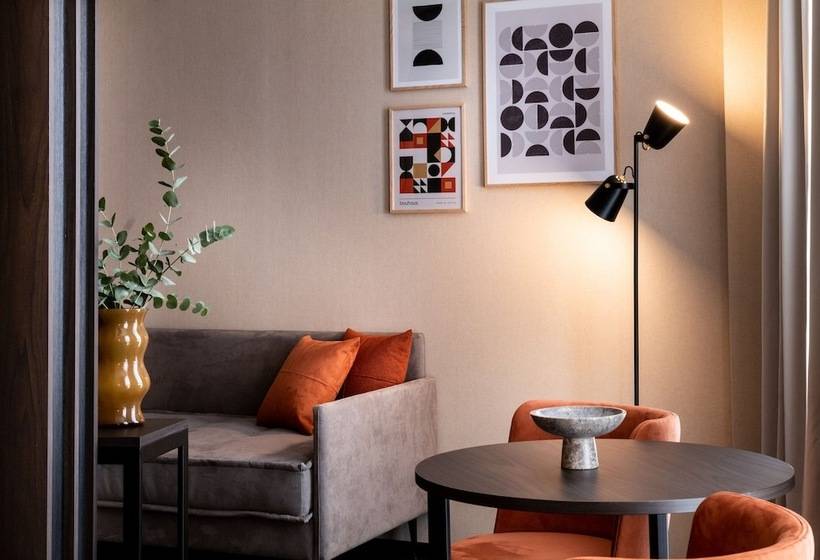 جناح مزود بجاكوزى, Litta Palace Milano