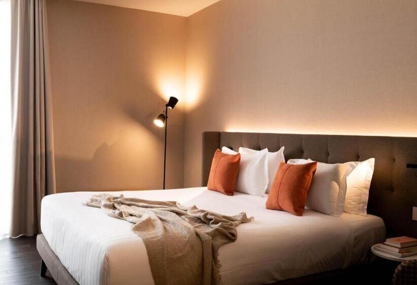 자쿠지 스위트, Litta Palace Milano
