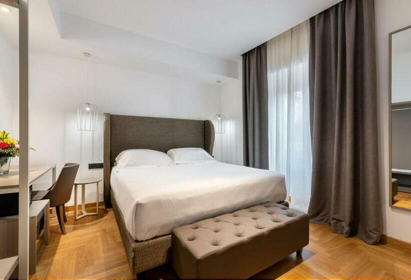 Standaardkamer met Tweepersoonsbed, Mercure Roma Centro Termini