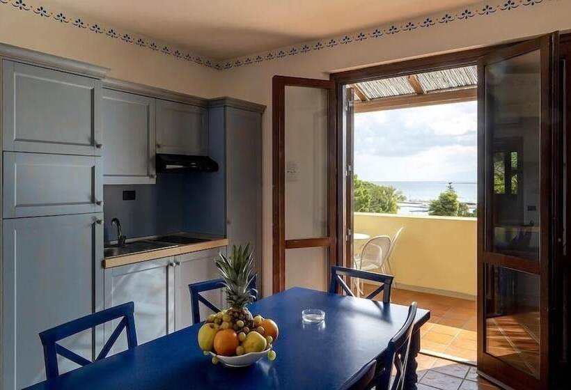 آپارتمان 1 خوابه با چشمانداز دریا, Villaggio Cala Mancina