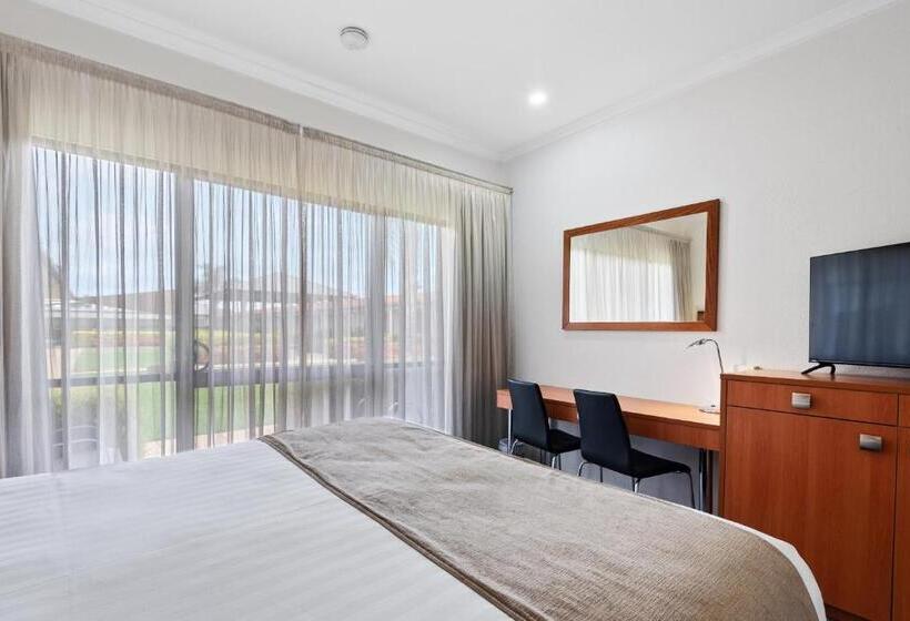 带大床的标准间, Comfort Inn Deakin Palms
