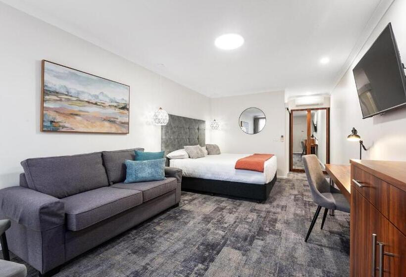 غرفة إدارية سرير كينج, Comfort Inn Deakin Palms