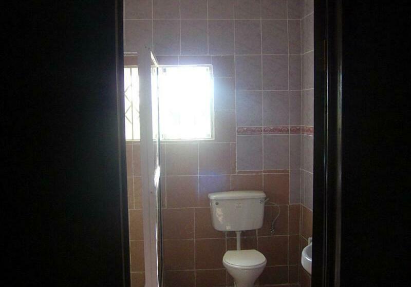 Семейный Номер, Jamaica Inn Guest House