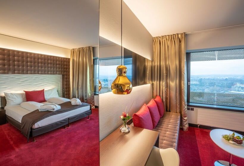 Номер Стандарт Трехместный, Airport Hotel Basel   Convenient & Friendly