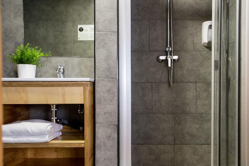غرفة قياسية, Rooms Ciencias