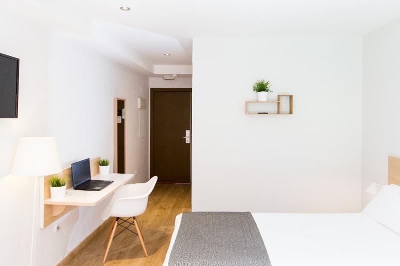 غرفة قياسية ثلاثية, Rooms Ciencias