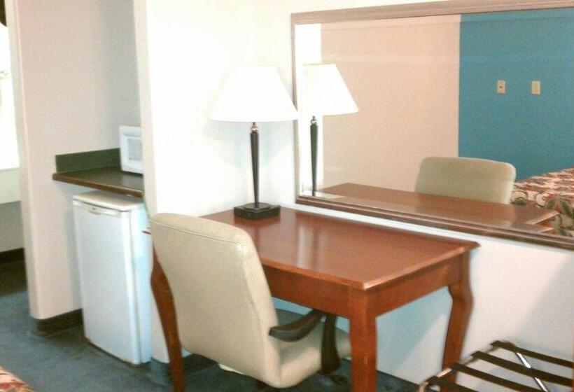 Номер Стандарт, Texas Inn And Suites City Center At University Dr
