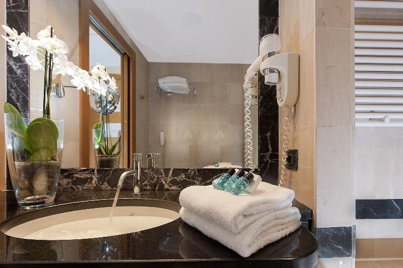 اتاق استاندارد یک نفره, Cardinal Hotel St. Peter