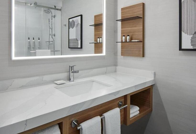 Стандартный Номер Кровать Кинг, Delta Hotels By Marriott Toronto Markham