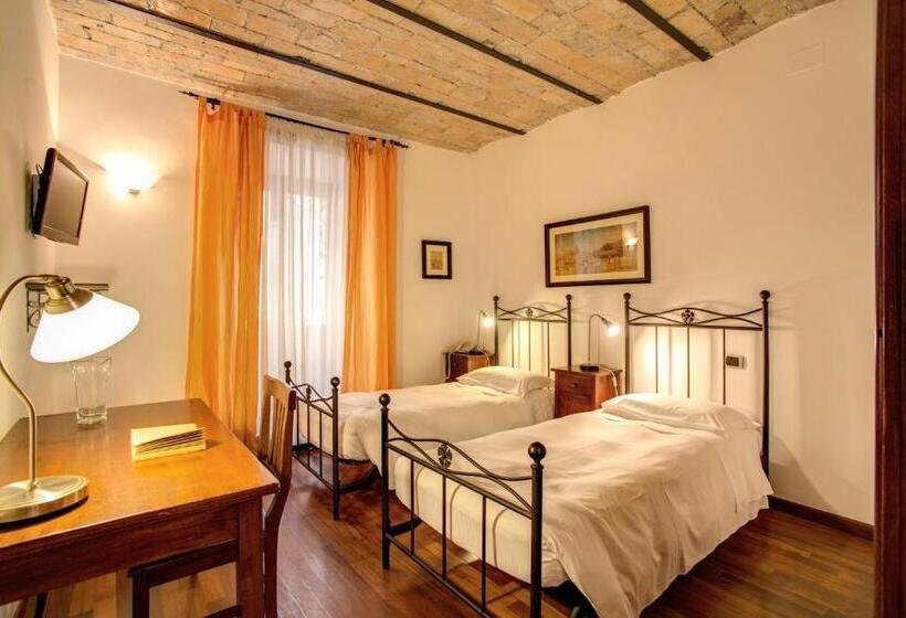 Habitación Estándar, Residenza Domizia