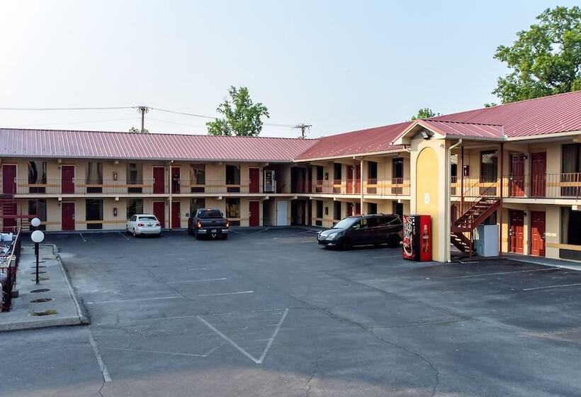 带大床的标准间, River Place Inn
