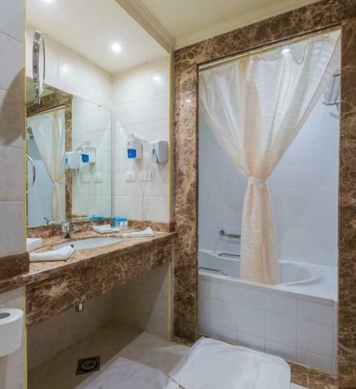 اتاق خانوادگی با چشم‌انداز دریا, Malikia Resort Abu Dabbab