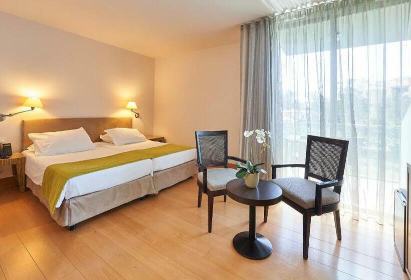 Номер Стандарт Боковой Вид на Море, Golden Residence