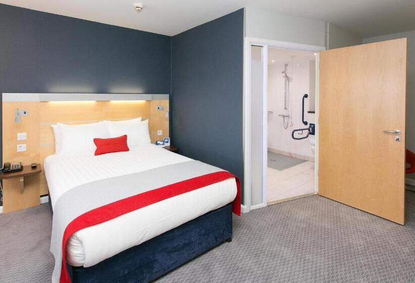 适合残疾人使用的标准间, Holiday Inn Express Antrim, An Ihg