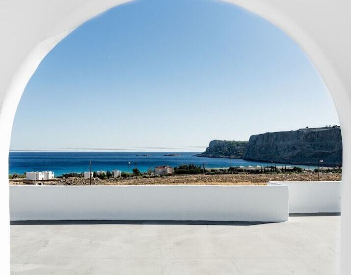 اتاق پریمیوم سه تخته, Lindos Sun