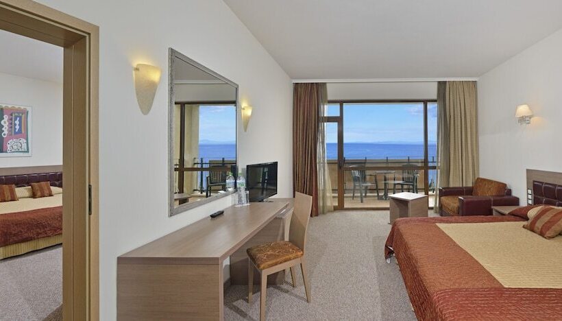 Номер Стандарт Вид на Парк, Sol Nessebar Palace All Inclusive