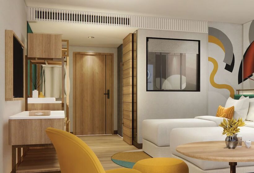 اتاق استاندارد با چشم‌انداز استخر, M Social Hotel Phuket