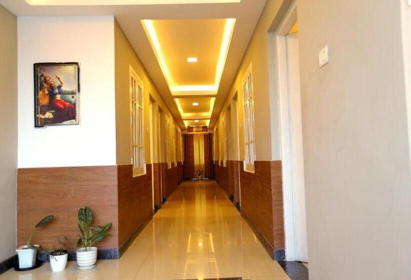 Номер Стандарт, Sapphire Inn