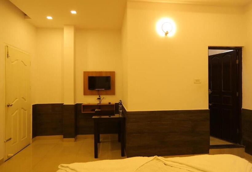Номер Deluxe, Sapphire Inn