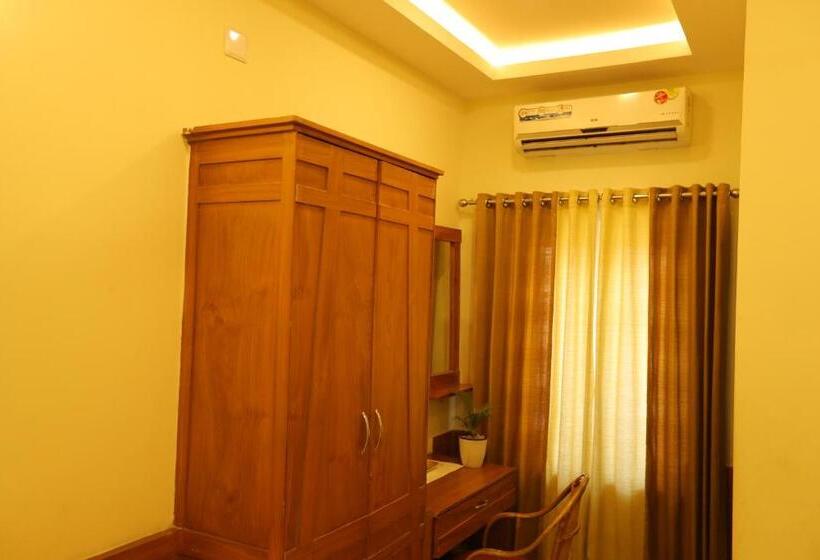 Номер Стандарт, Sapphire Inn
