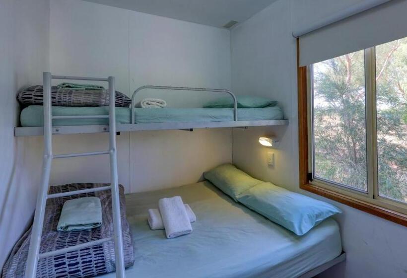 Апартаменты 2 Спальни, Cobar Caravan Park