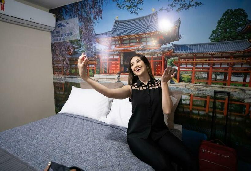 스위트, Shelter Hostel E Pousada