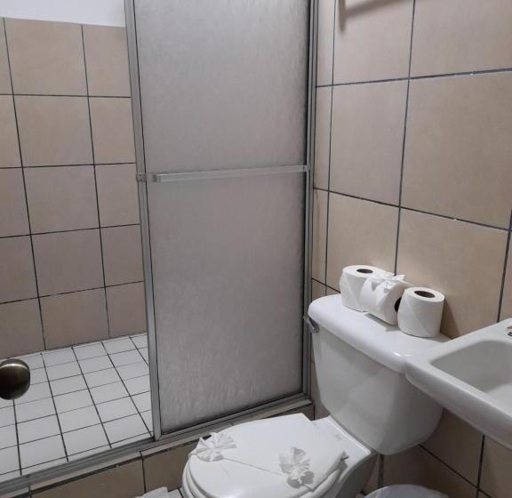Номер Стандарт Трехместный, Arenal Poshpacker
