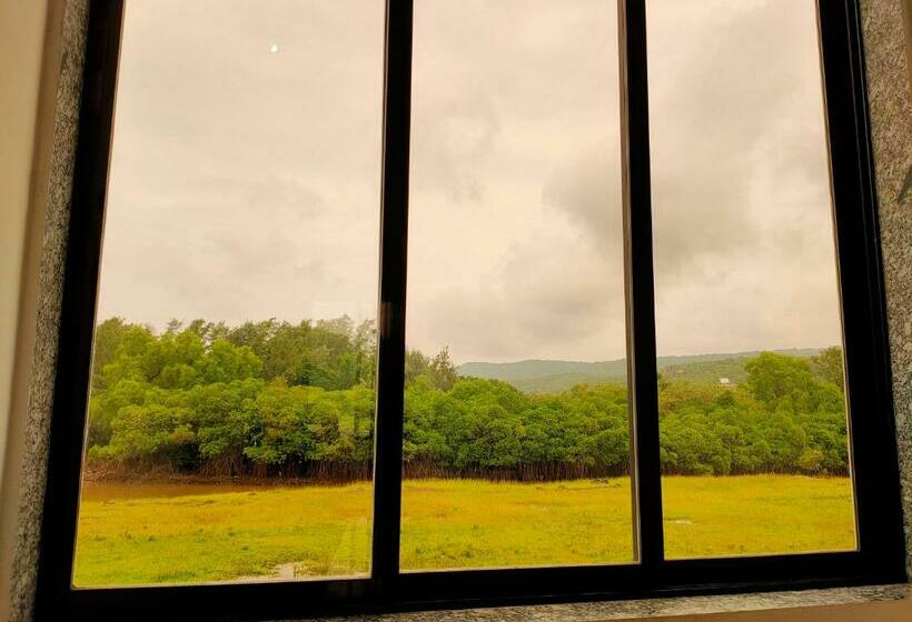 Семейный Номер, Shobha Farmhouse