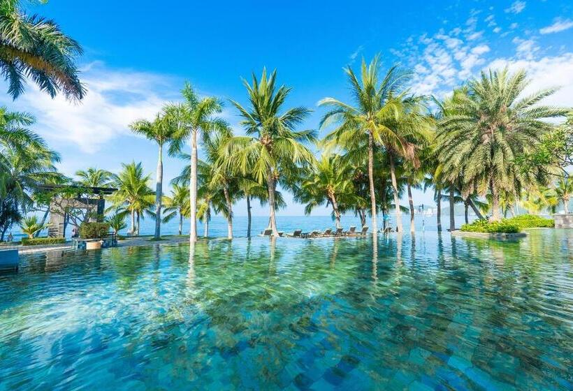 Стандартный Номер Кровать Кинг, Mandarin Oriental Sanya