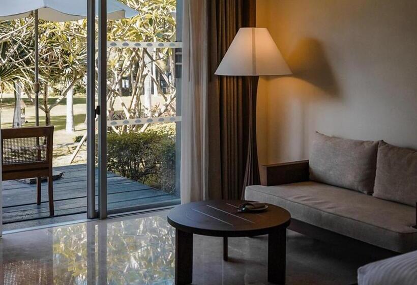 Номер Стандарт с Террасой, Mandarin Oriental Sanya