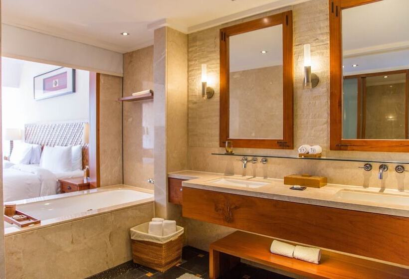 Номер Deluxe Вид на Сад, Mandarin Oriental Sanya