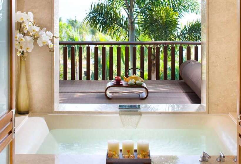 Номер Стандарт Двуспальная Кровать, Mandarin Oriental Sanya