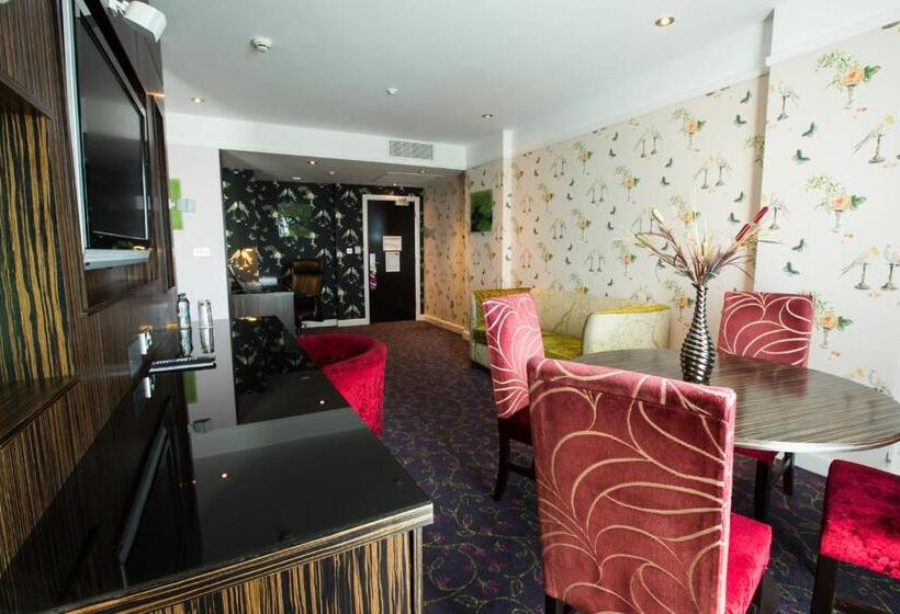 סוויטה מלכותית, Crowne Plaza Dublin Blanchardstown, An Ihg