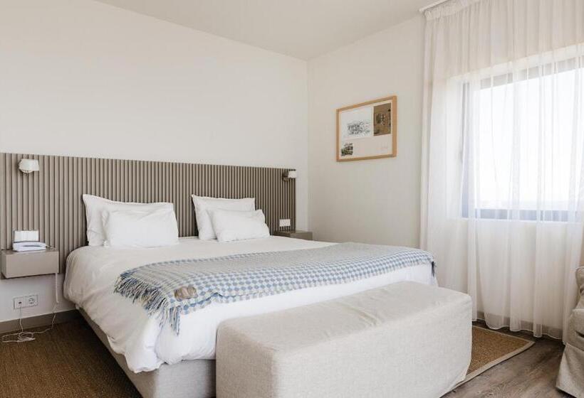 Suíte de 2 Quartos com Vista do Mar, Memmo Baleeira   Design Hotels