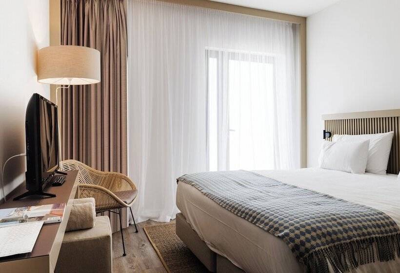 Quarto Basic, Memmo Baleeira   Design Hotels