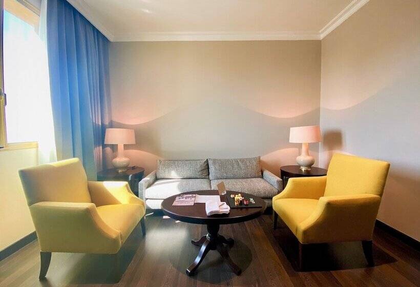 سوییت جونیور, Millennium Hotel Doha