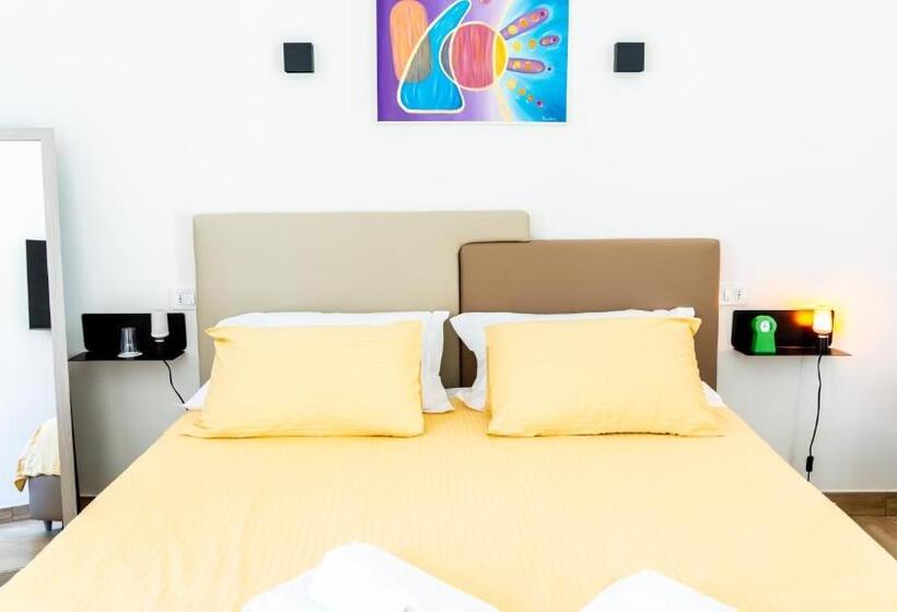 اتاق سوپریور با تخت بزرگ, Zeta Rooms
