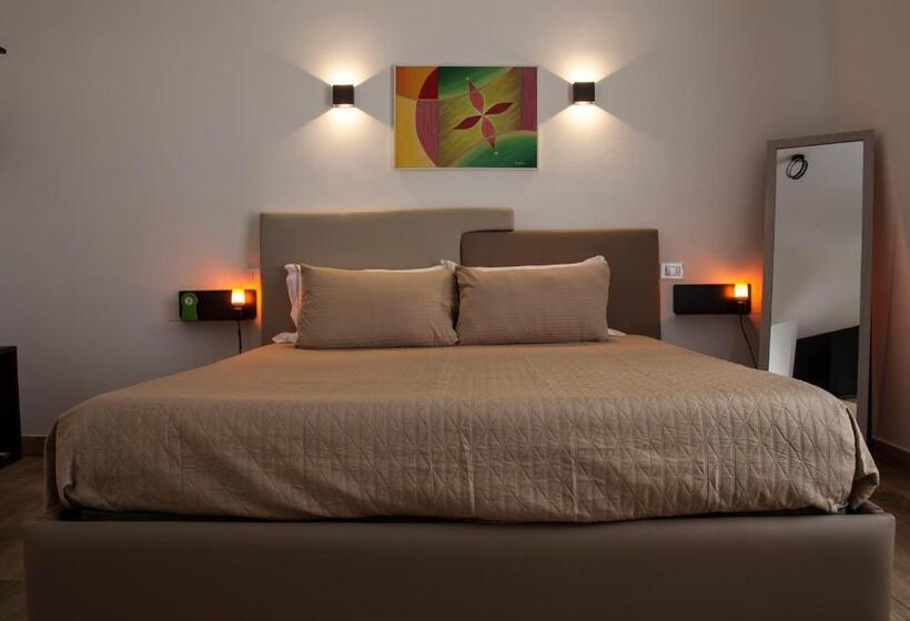 اتاق سوپریور با تخت بزرگ, Zeta Rooms