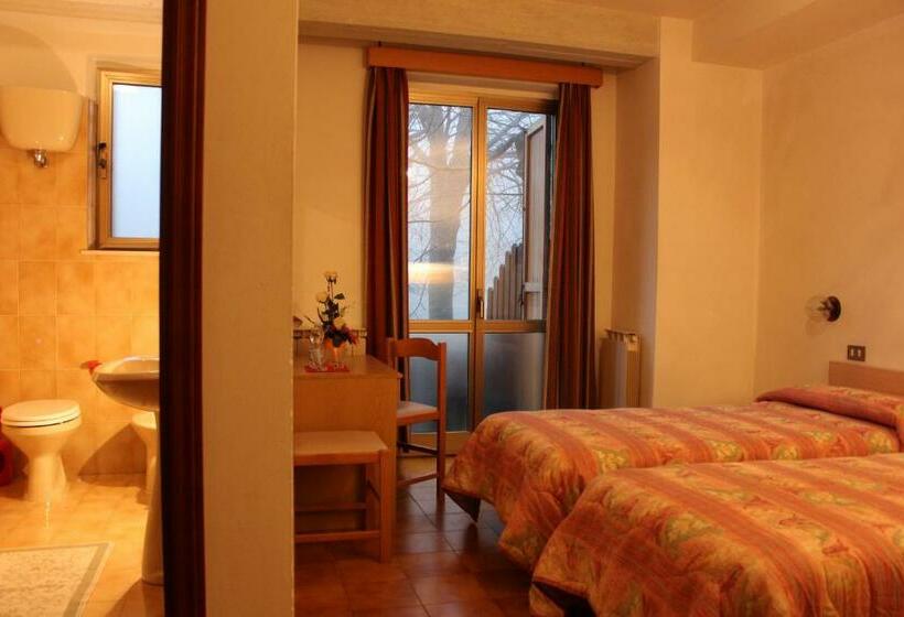 스탠다드 룸, Albergo Ristorante Montecucco Da Tobia