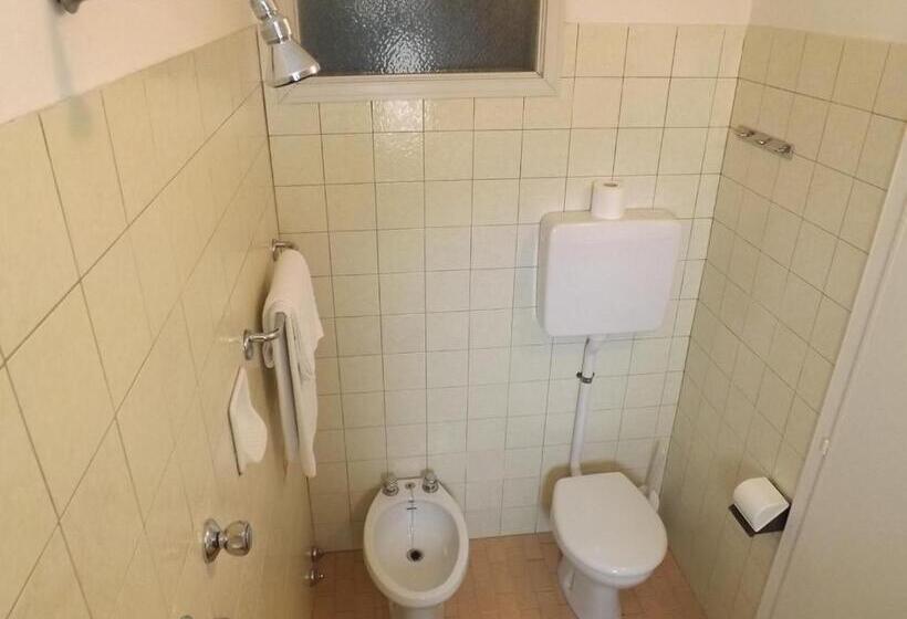 Номер Economy, Paris Resort