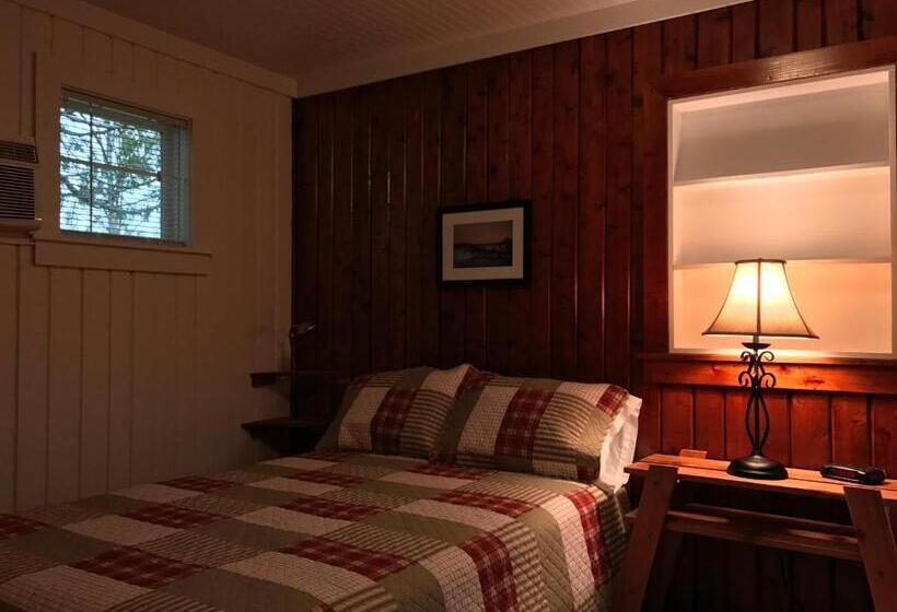 Номер Deluxe, Cedar Ridge Cabins