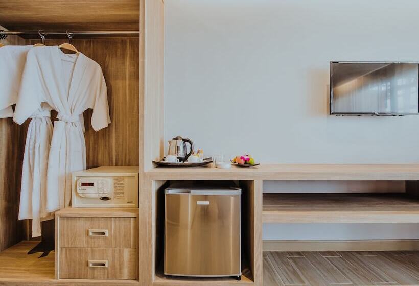 Номер Superior Вид на Море, Days Inn By Wyndham Aonang Krabi