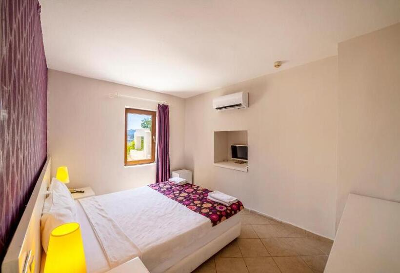 Четырехместный Номер Стандарт с Балконом, Riva Bodrum Resort Adult Only +16