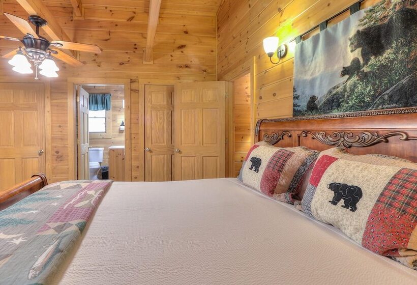 小室, Riverstone Condo Resort & Spa