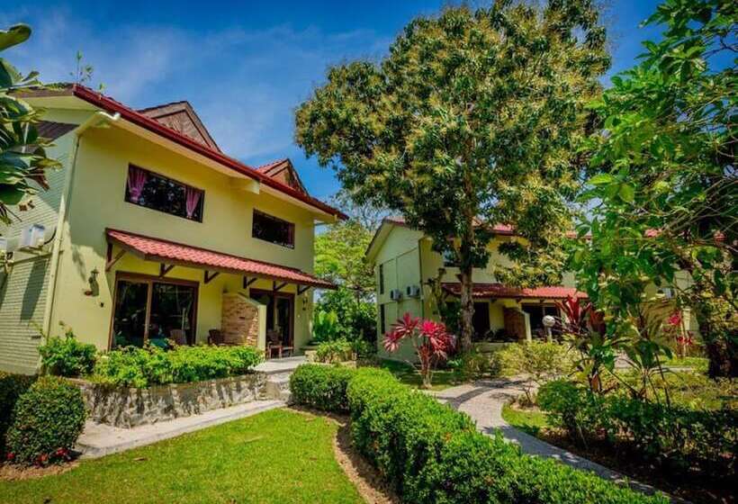 복층 룸, Beringgis Beach Resort & Spa