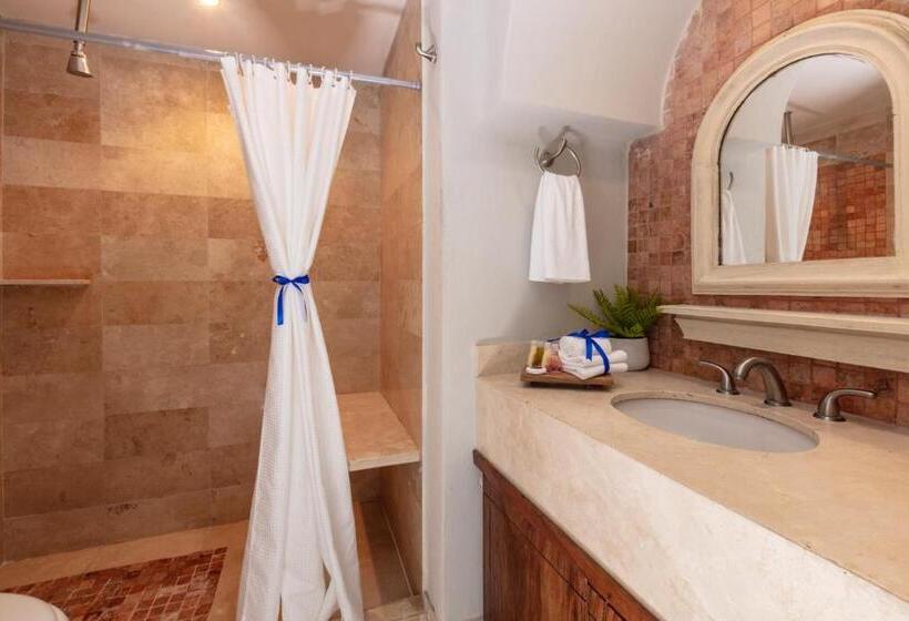 Master Suite, Blue Chairs Resort by The Sea - Adults Only