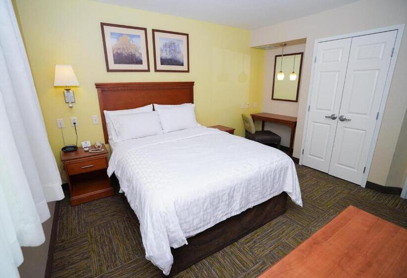 Люкс, Candlewood Suites Boise   Towne Square, An Ihg